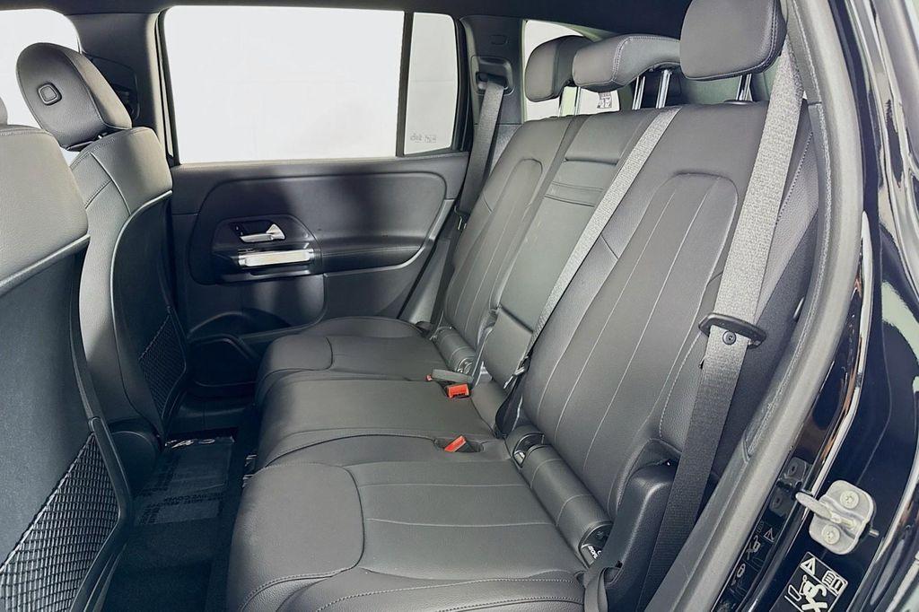 new 2025 Mercedes-Benz GLB 250 car, priced at $47,145