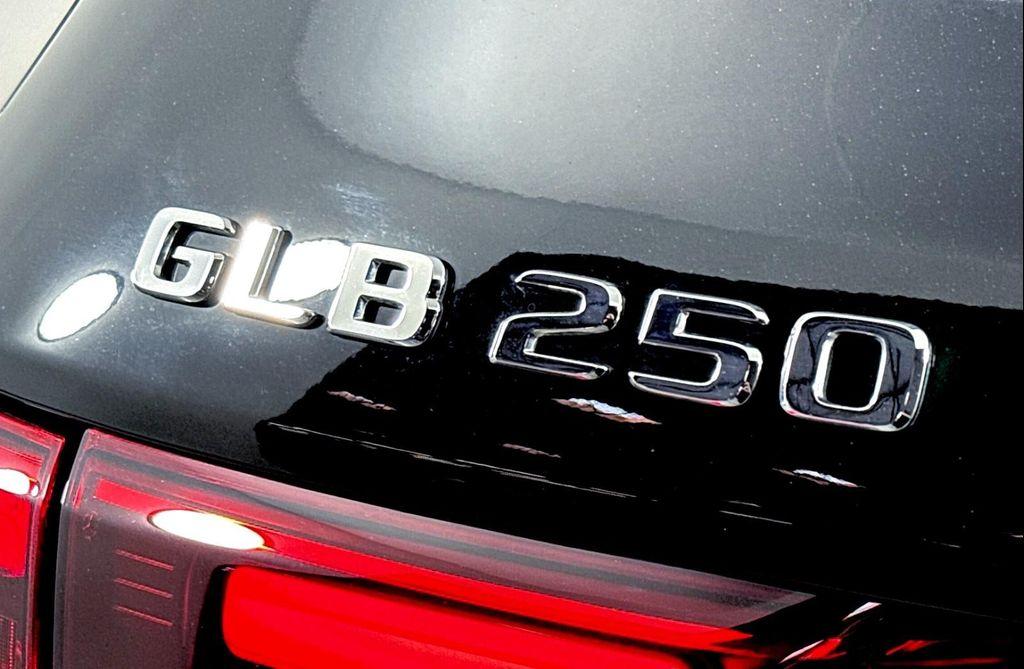 new 2025 Mercedes-Benz GLB 250 car, priced at $47,145