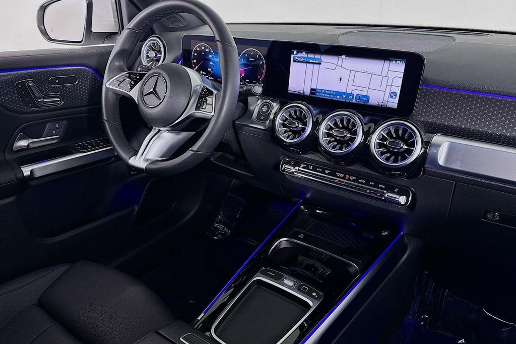 used 2025 Mercedes-Benz GLB 250 car