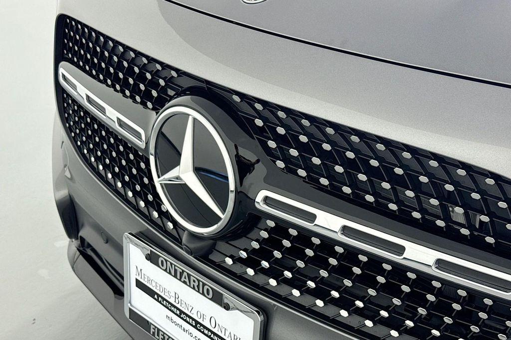 new 2026 Mercedes-Benz GLB 250 car, priced at $51,980