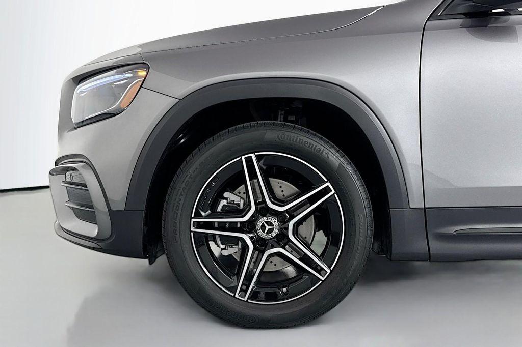 new 2026 Mercedes-Benz GLB 250 car, priced at $51,980