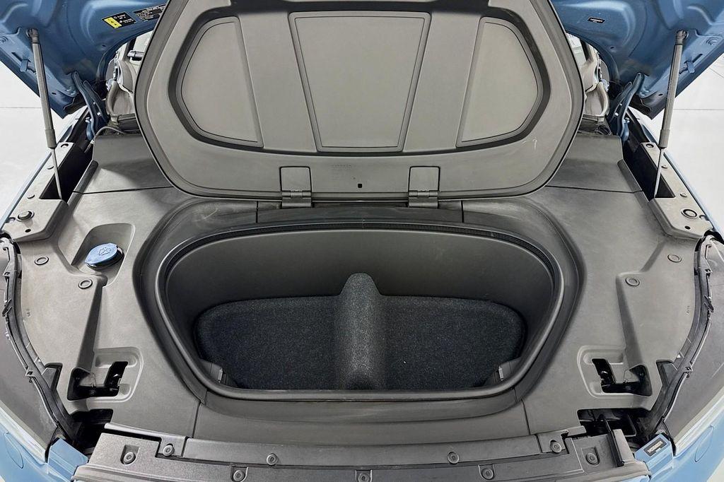 used 2022 Volvo C40 Recharge Pure Electric car, priced at $23,984