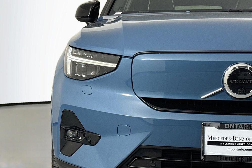 used 2022 Volvo C40 Recharge Pure Electric car, priced at $23,984