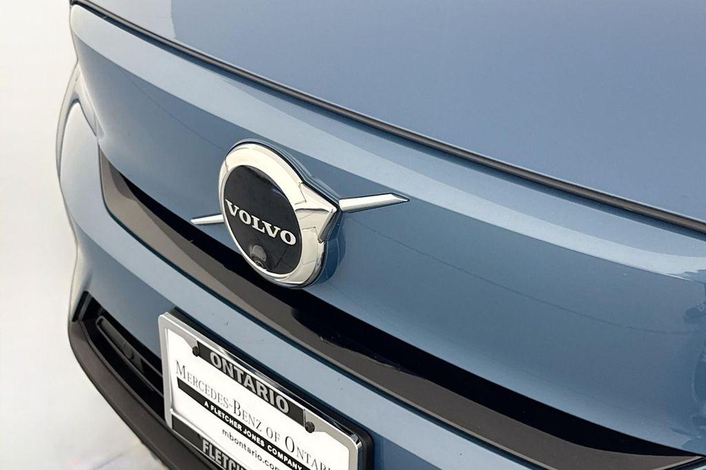 used 2022 Volvo C40 Recharge Pure Electric car, priced at $23,984