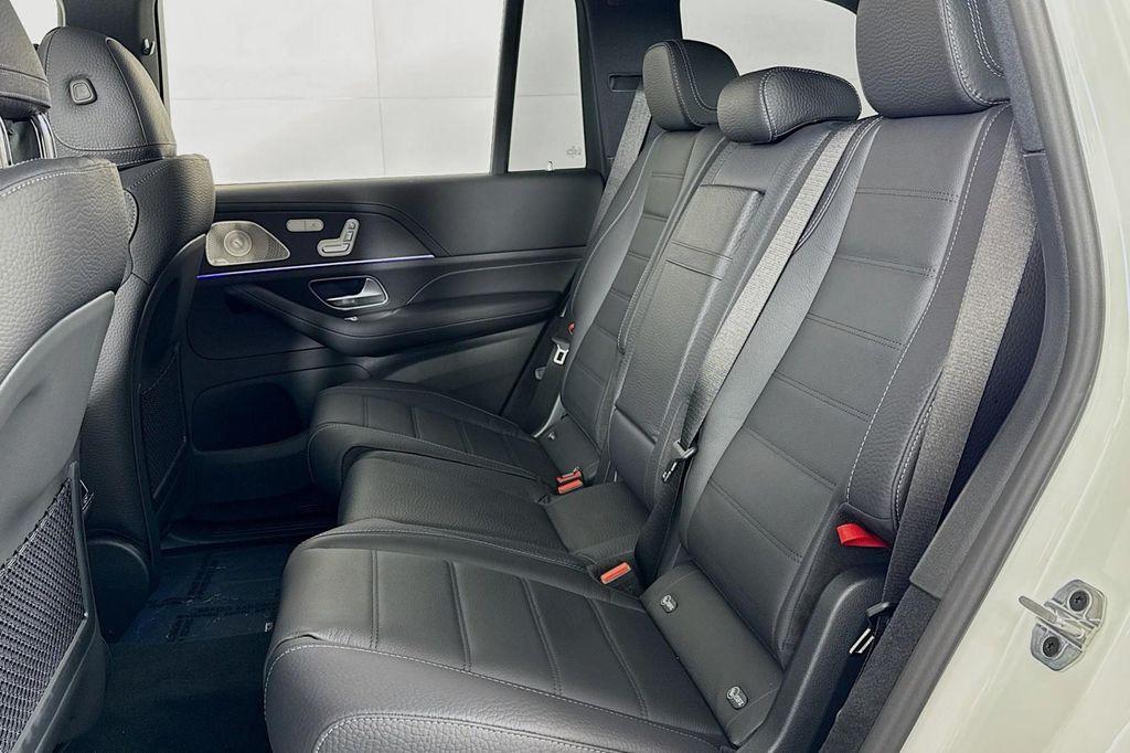 new 2026 Mercedes-Benz GLS 580 car, priced at $123,420