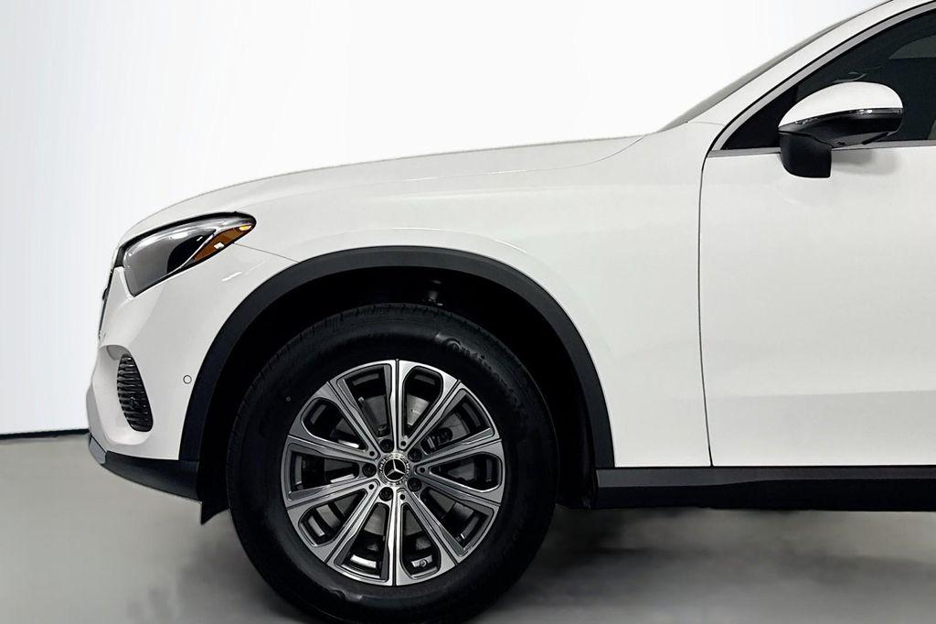 new 2026 Mercedes-Benz GLC 300 car, priced at $54,435