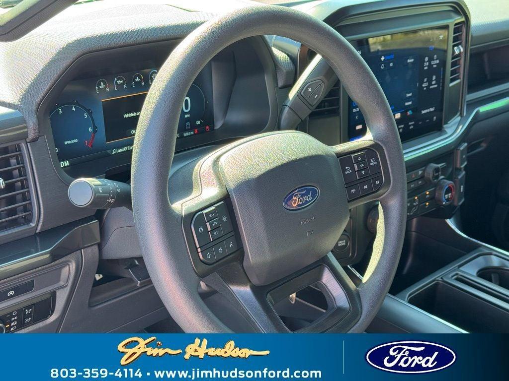 new 2025 Ford F-150 car, priced at $42,295