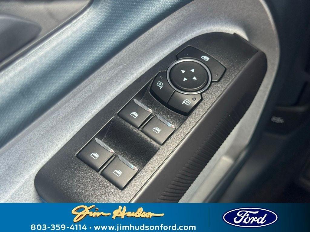 new 2025 Ford Maverick car, priced at $34,025