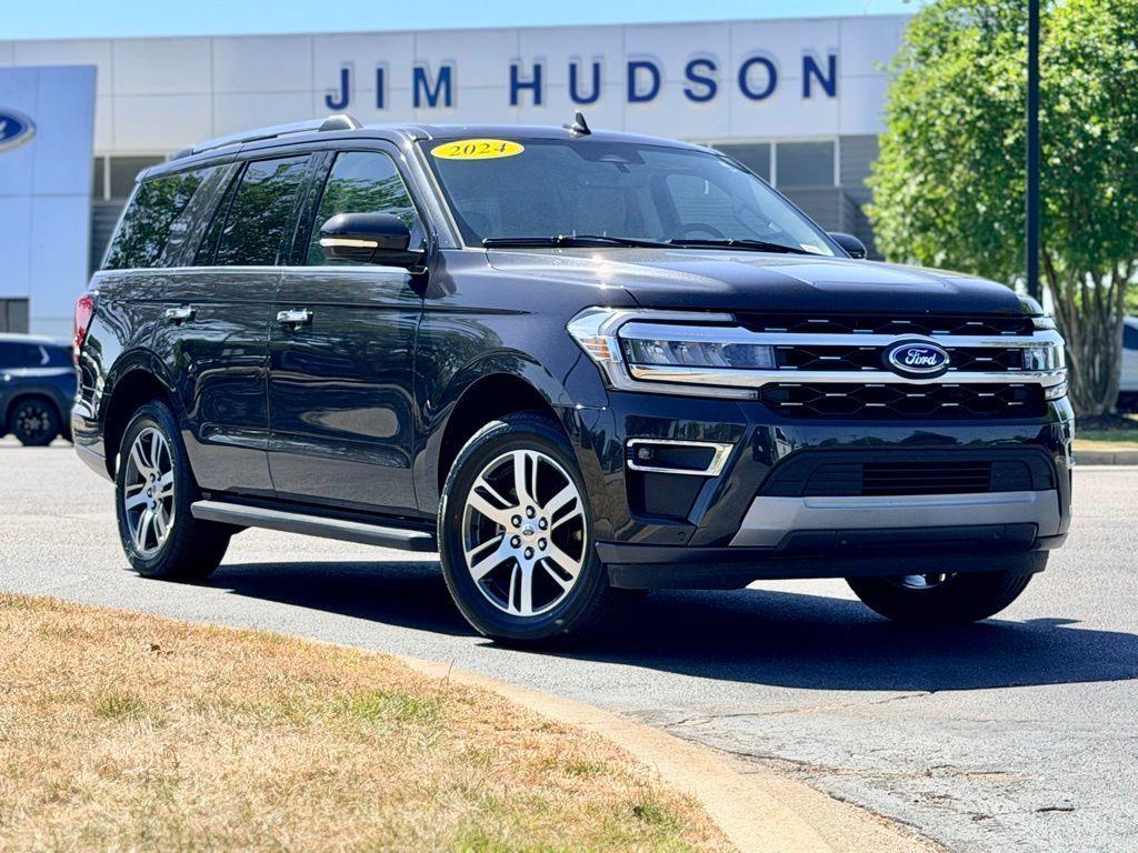 used 2024 Ford Expedition car, priced at $44,999