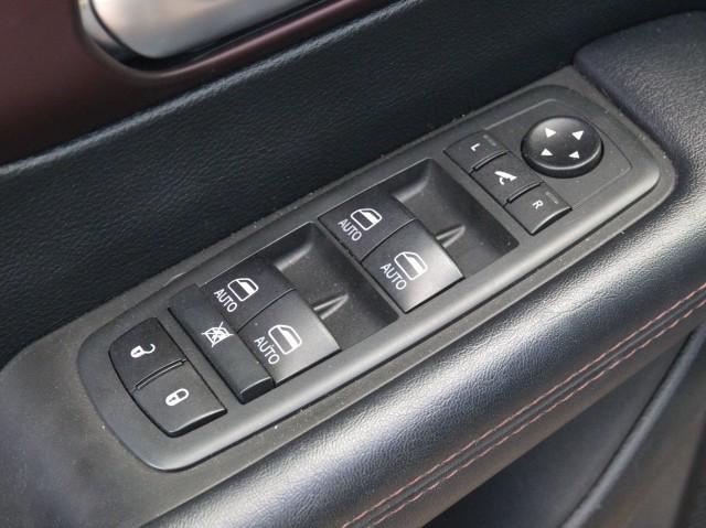 used 2020 Chrysler Pacifica car, priced at $23,986