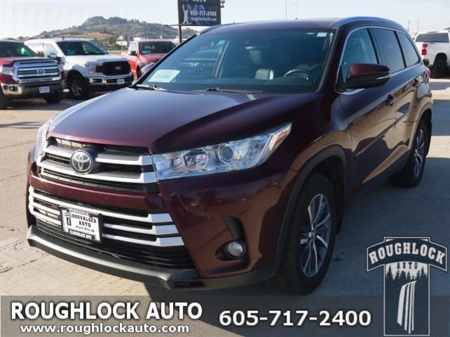 used 2019 Toyota Highlander car, priced at $21,276
