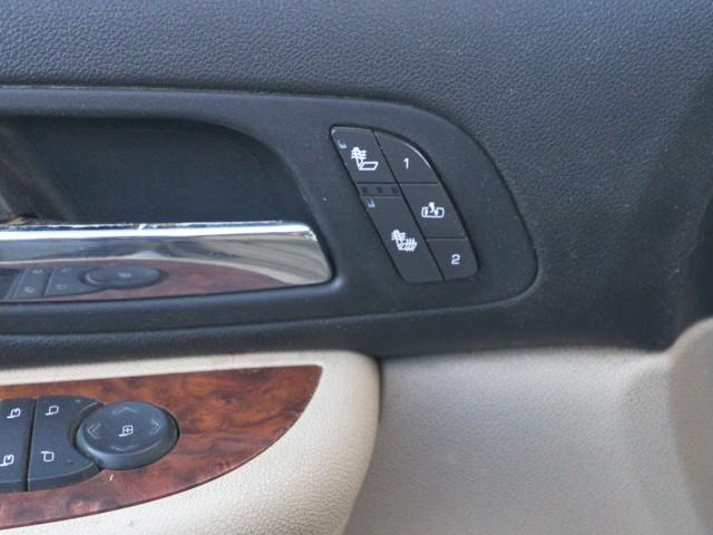 used 2007 Chevrolet Avalanche car, priced at $7,550