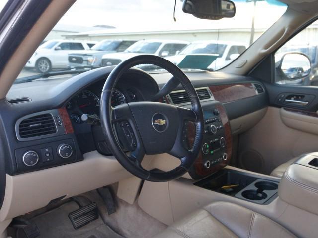 used 2007 Chevrolet Avalanche car, priced at $7,550