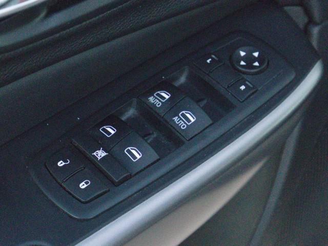 used 2021 Jeep Cherokee car, priced at $21,984