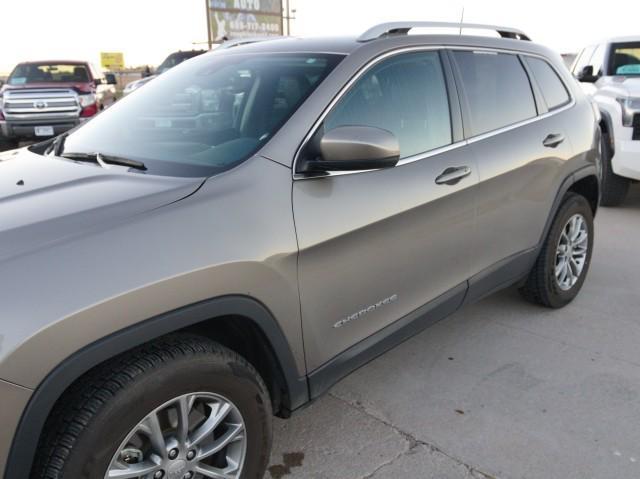 used 2021 Jeep Cherokee car, priced at $21,984
