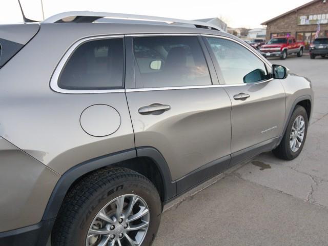 used 2021 Jeep Cherokee car, priced at $21,984