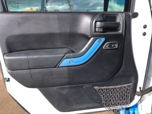 used 2016 Jeep Wrangler Unlimited car, priced at $20,335