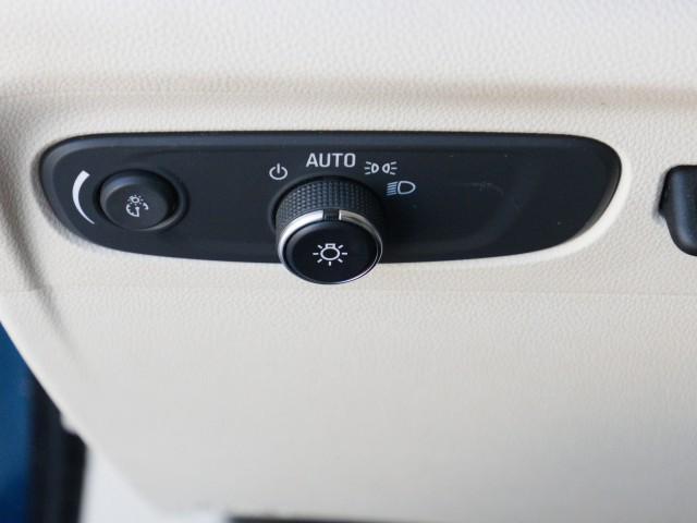 used 2022 Buick Envision car, priced at $23,164