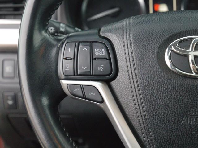 used 2017 Toyota Highlander car, priced at $16,988