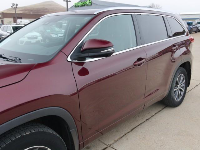 used 2017 Toyota Highlander car, priced at $16,988