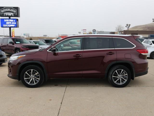 used 2017 Toyota Highlander car, priced at $16,988