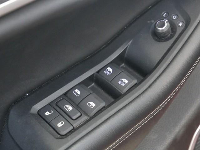 used 2023 Jeep Grand Cherokee 4xe car, priced at $27,555