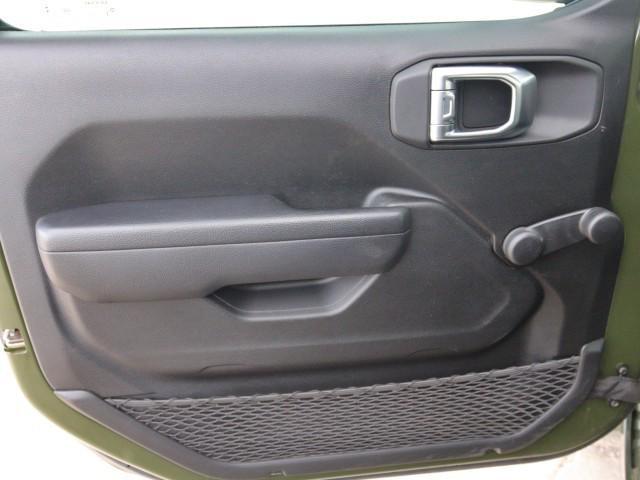 used 2023 Jeep Gladiator car, priced at $31,474