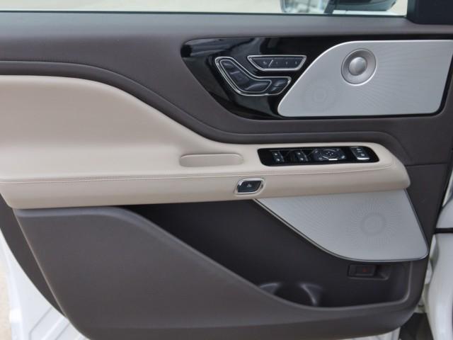 used 2022 Lincoln Aviator car, priced at $44,590