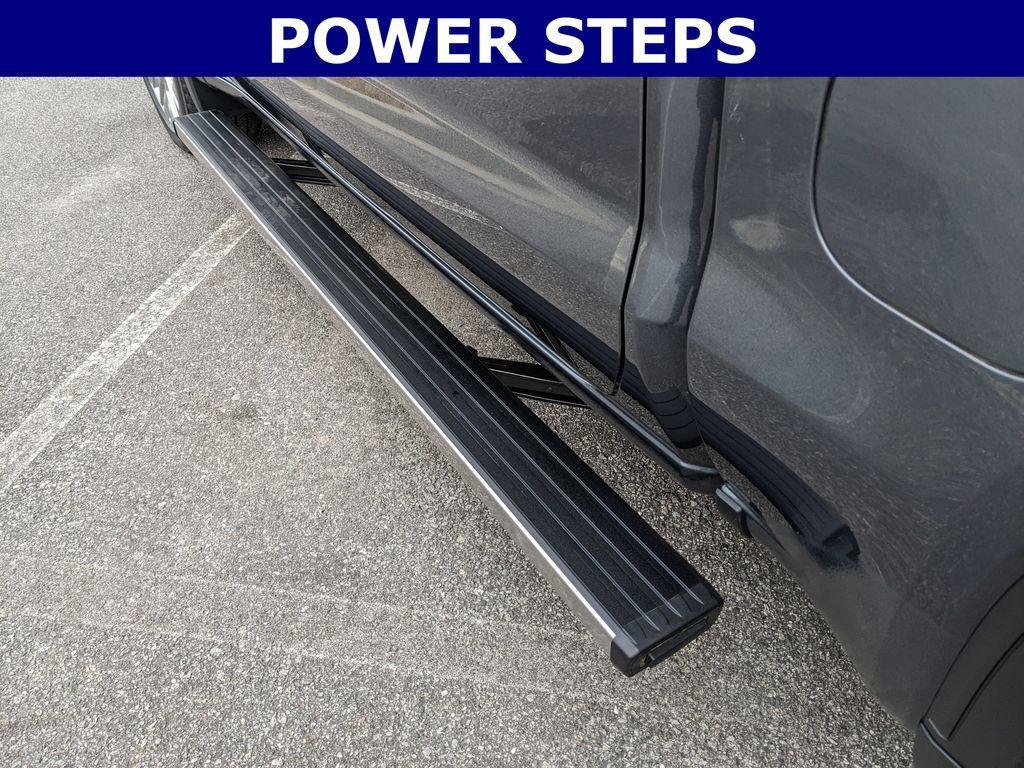 used 2022 GMC Sierra 1500 Limited car, priced at $43,777