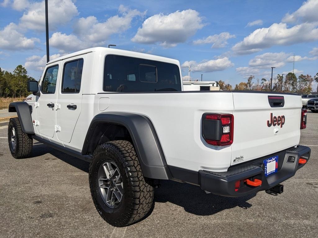 new 2026 Jeep Gladiator car, priced at $49,877