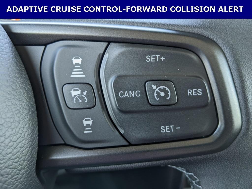 new 2026 Jeep Gladiator car, priced at $49,877