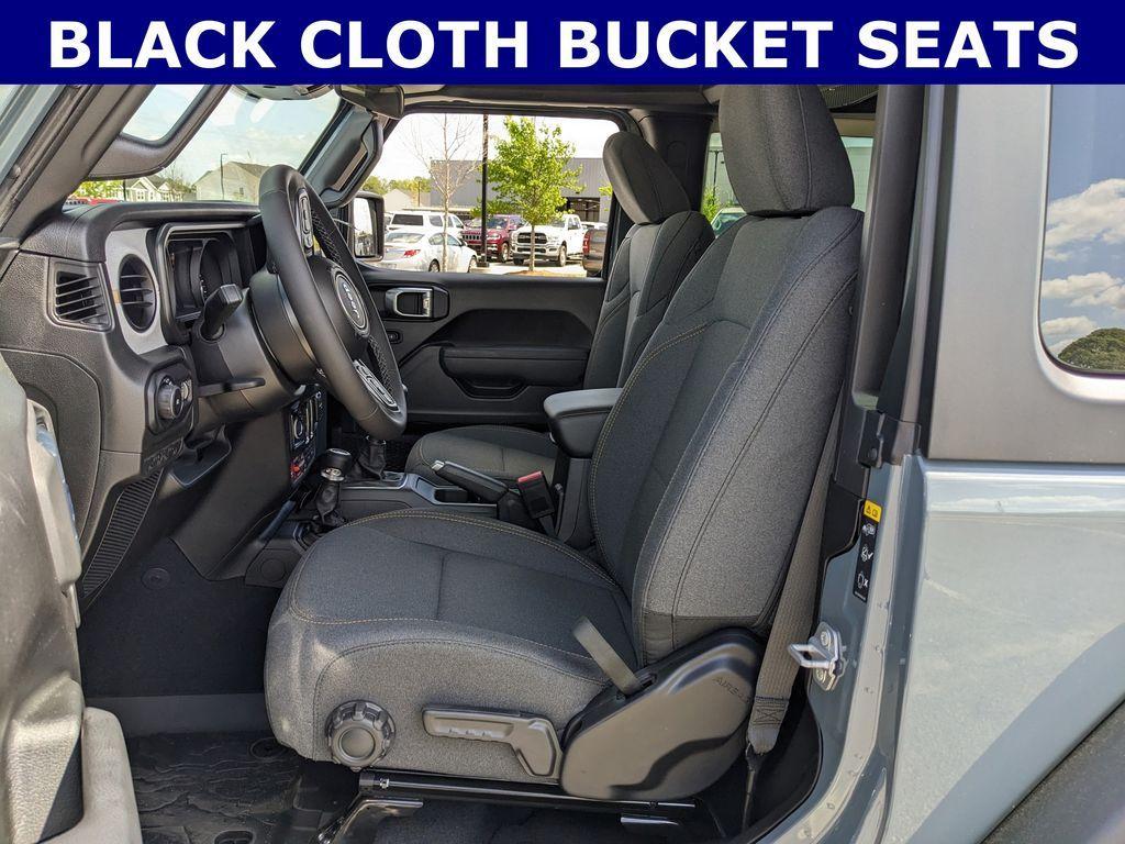 new 2026 Jeep Wrangler car, priced at $42,277