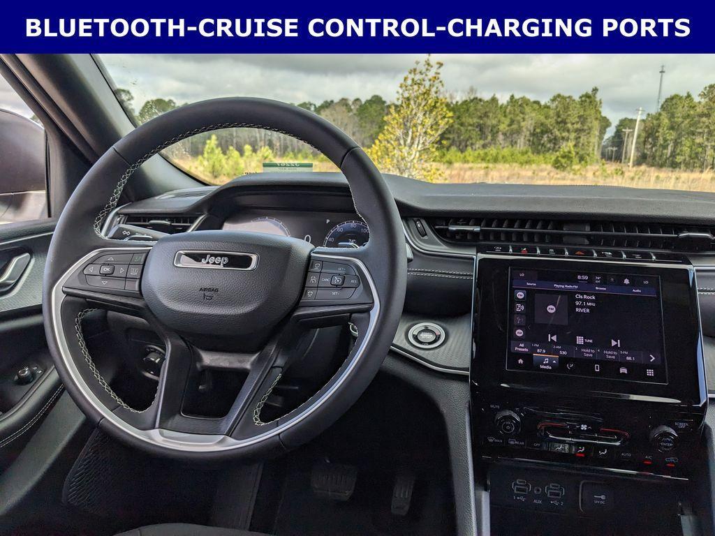 new 2026 Jeep Grand Cherokee car, priced at $35,900
