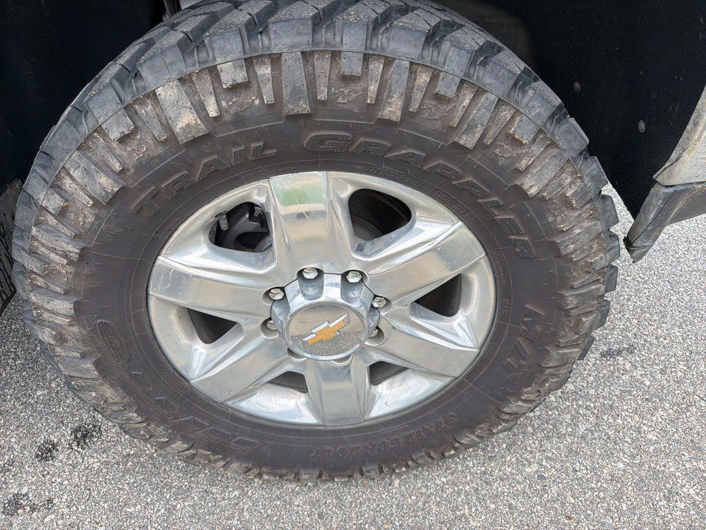 used 2020 Chevrolet Silverado 2500 car, priced at $39,552