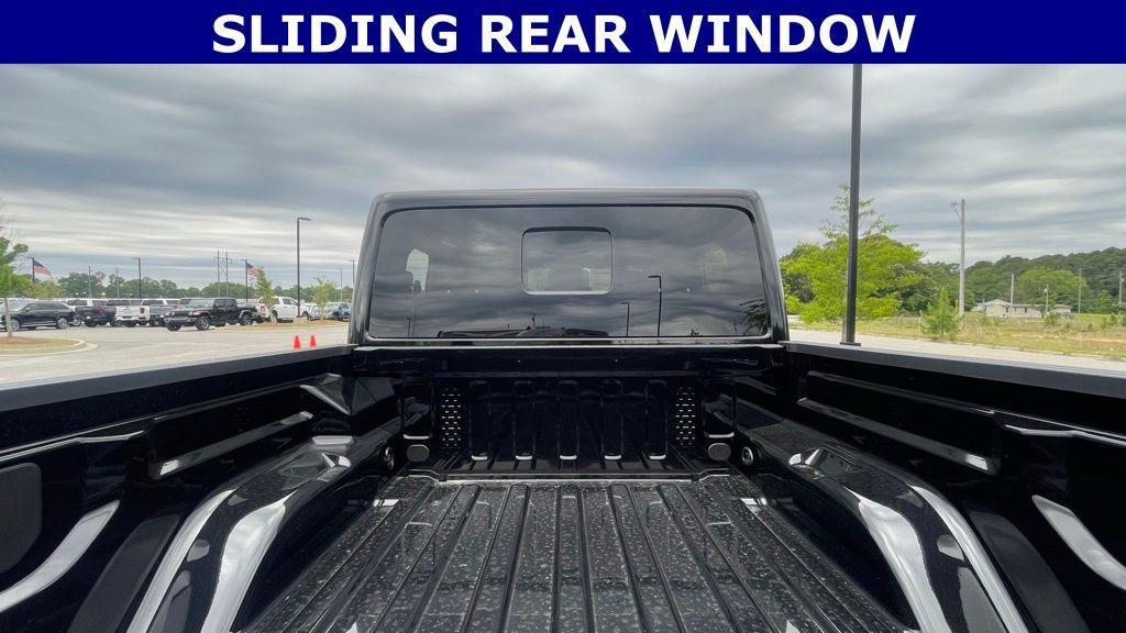 new 2026 Jeep Gladiator car, priced at $45,655