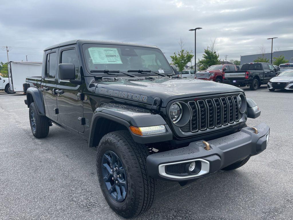 new 2026 Jeep Gladiator car, priced at $45,655