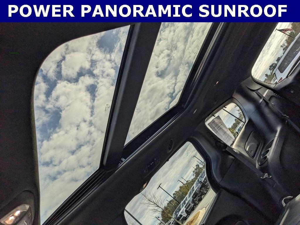 used 2024 Chrysler Pacifica car, priced at $36,477