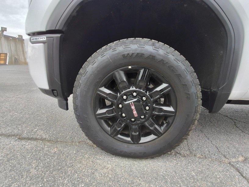 used 2025 GMC Sierra 2500 car, priced at $76,540