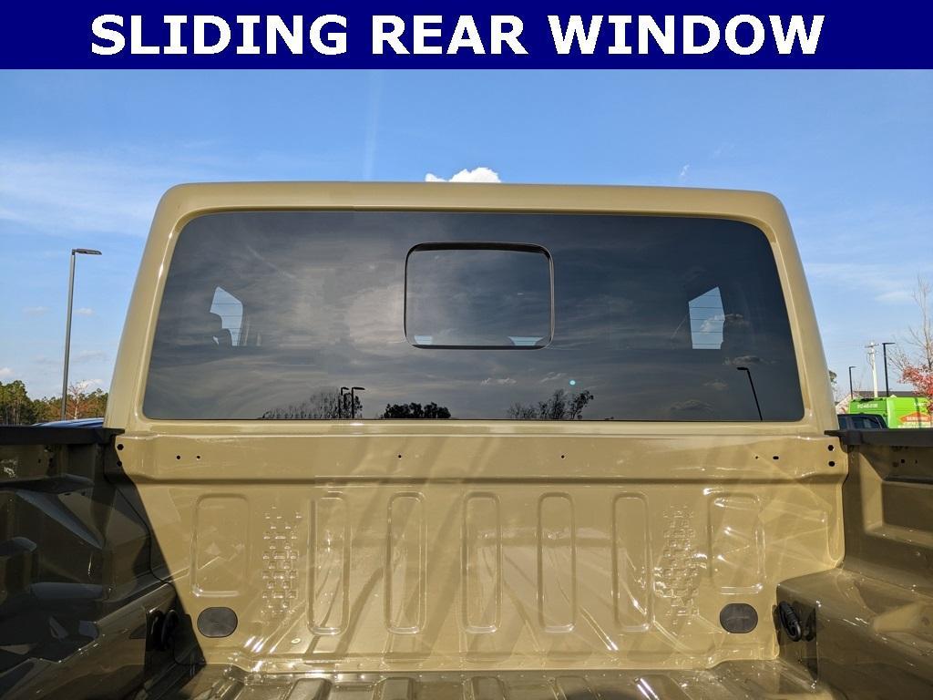 new 2026 Jeep Gladiator car, priced at $54,177