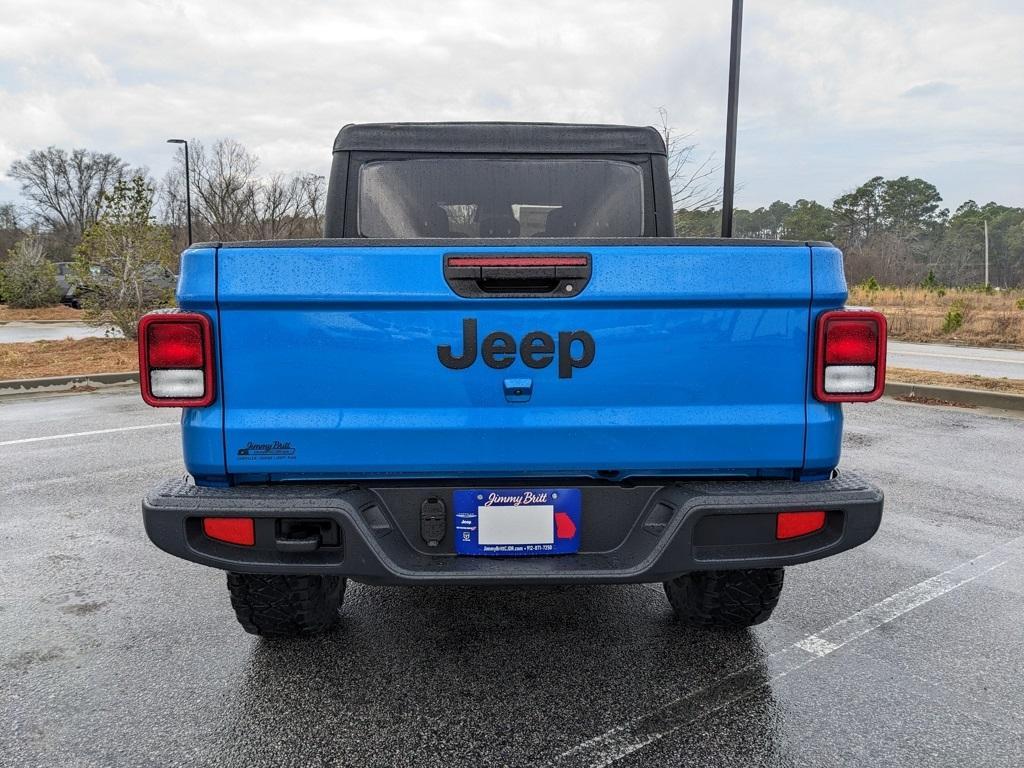 new 2026 Jeep Gladiator car, priced at $44,409
