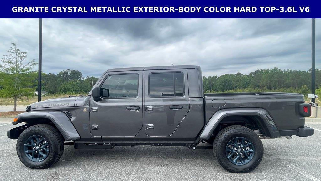 new 2026 Jeep Gladiator car, priced at $45,655