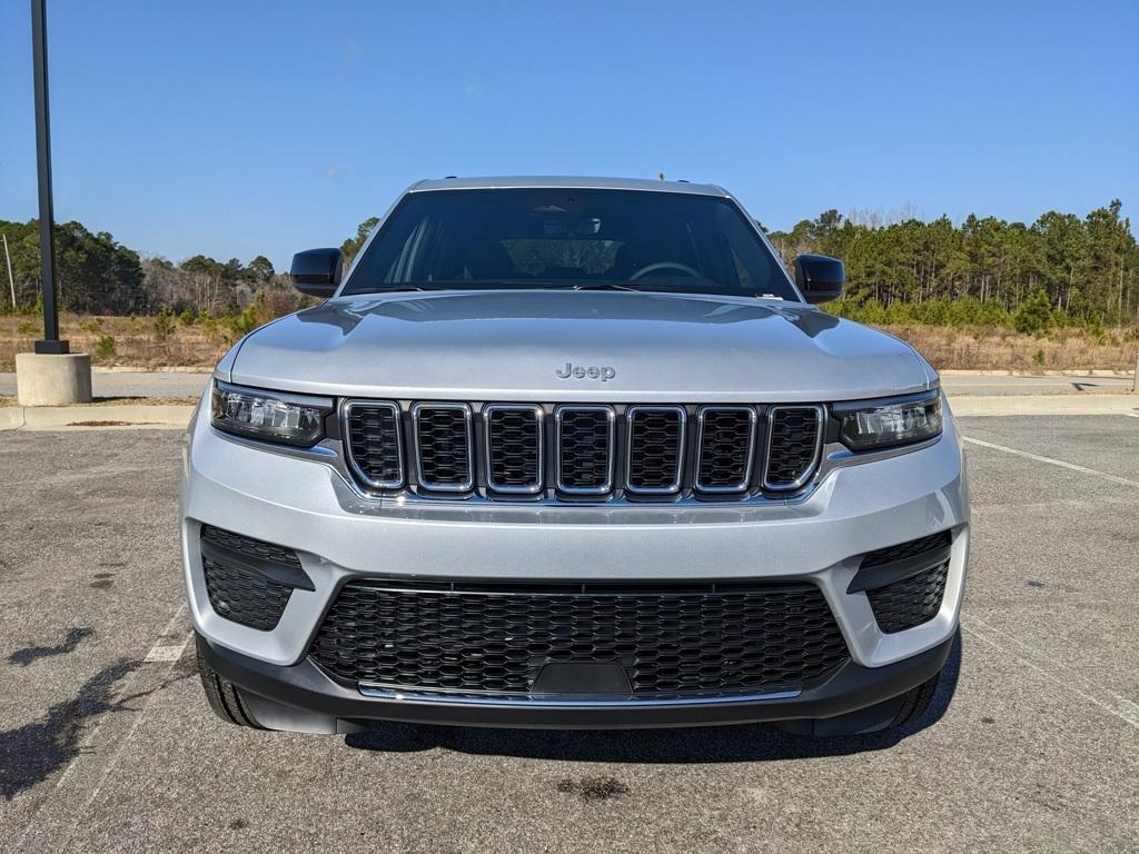 new 2025 Jeep Grand Cherokee car, priced at $32,827