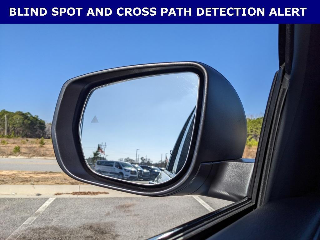 new 2025 Jeep Grand Cherokee car, priced at $32,827