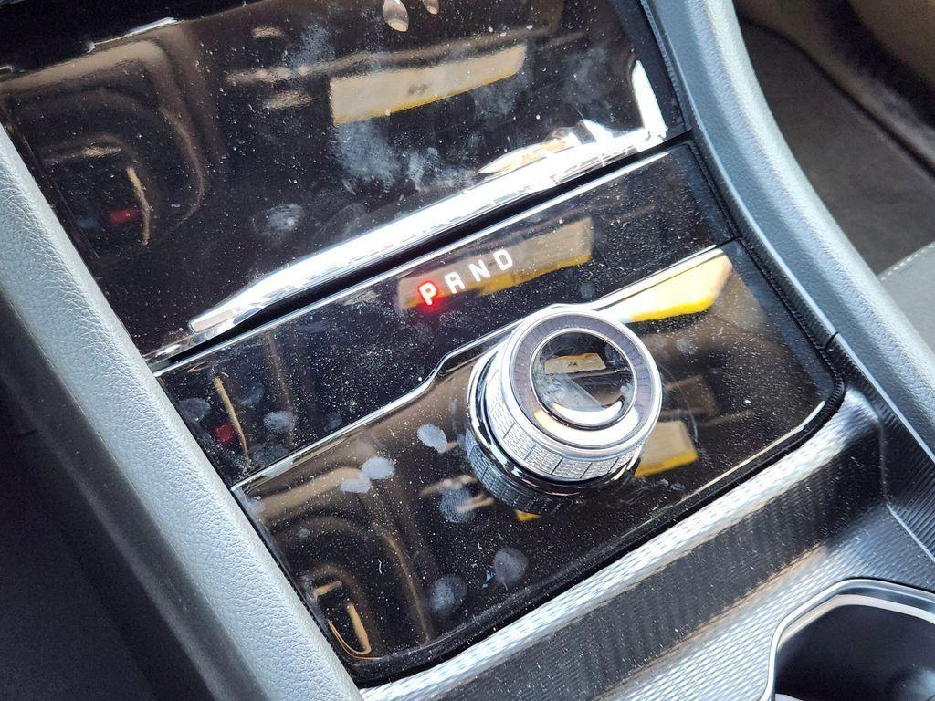 new 2026 Jeep Grand Cherokee car, priced at $36,836