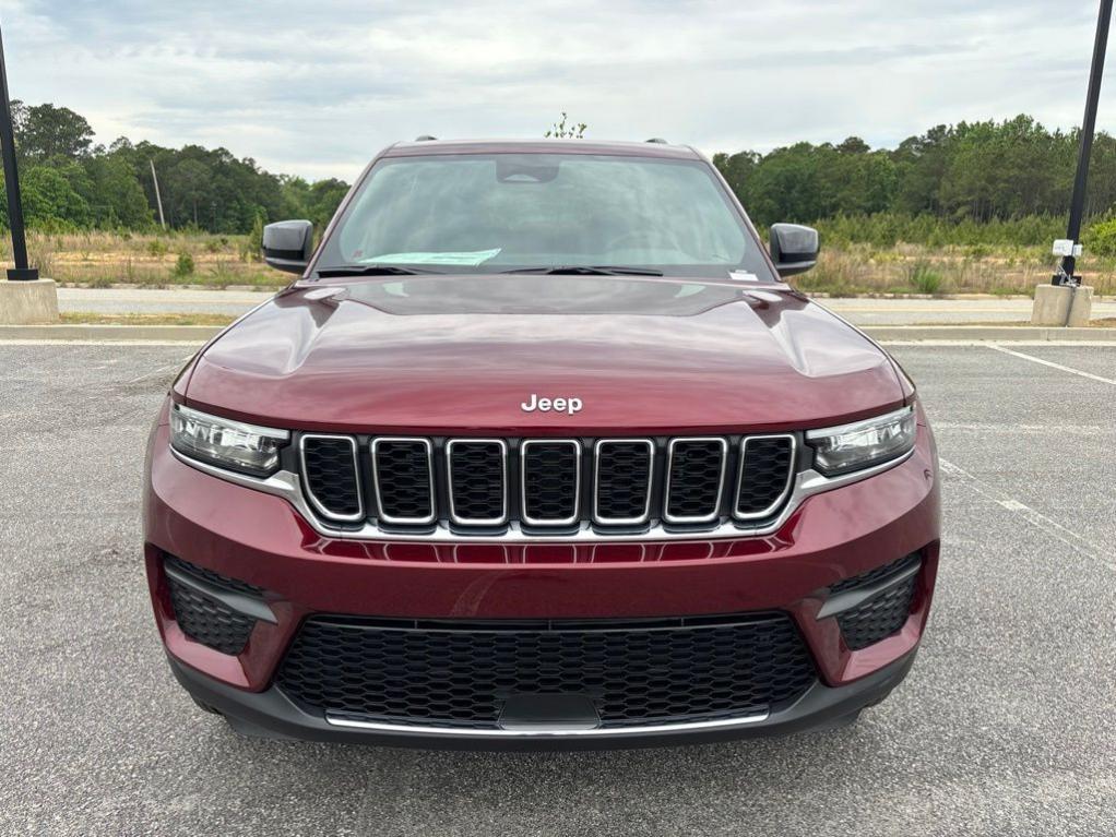 new 2026 Jeep Grand Cherokee car, priced at $34,155