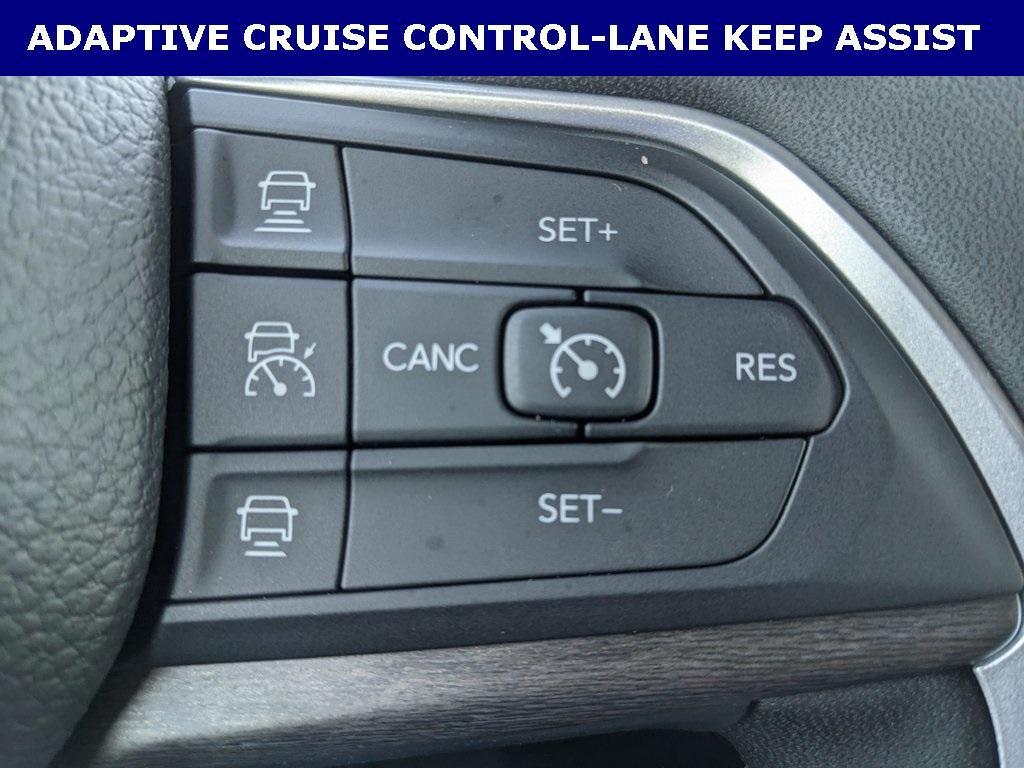 new 2025 Jeep Grand Cherokee car, priced at $38,827