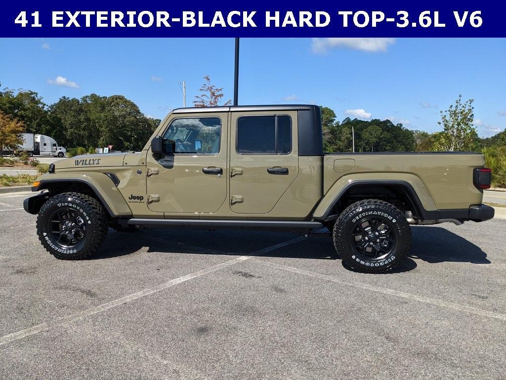 new 2025 Jeep Gladiator car, priced at $44,427