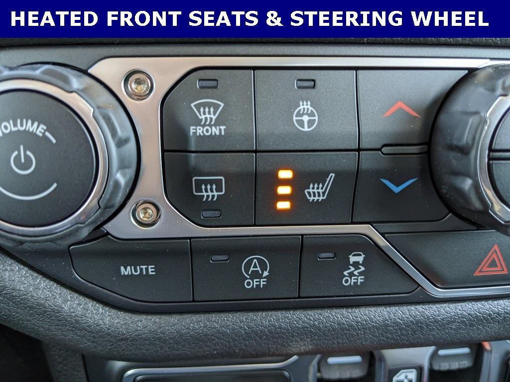 new 2025 Jeep Gladiator car, priced at $44,427