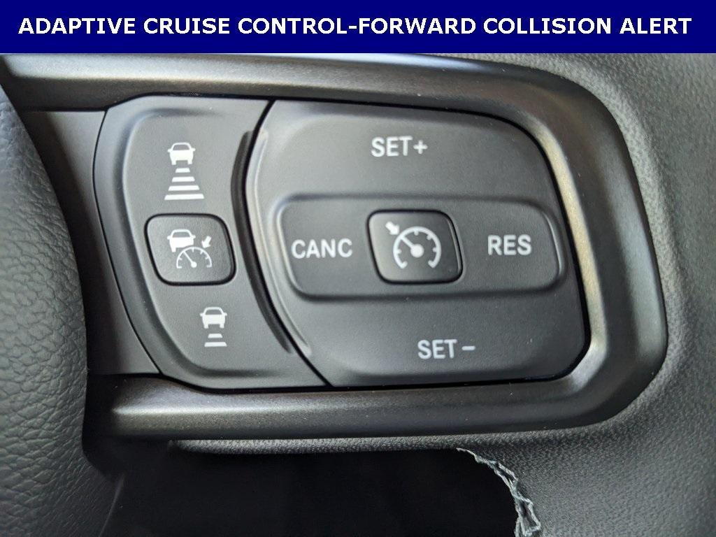 new 2025 Jeep Gladiator car, priced at $44,427