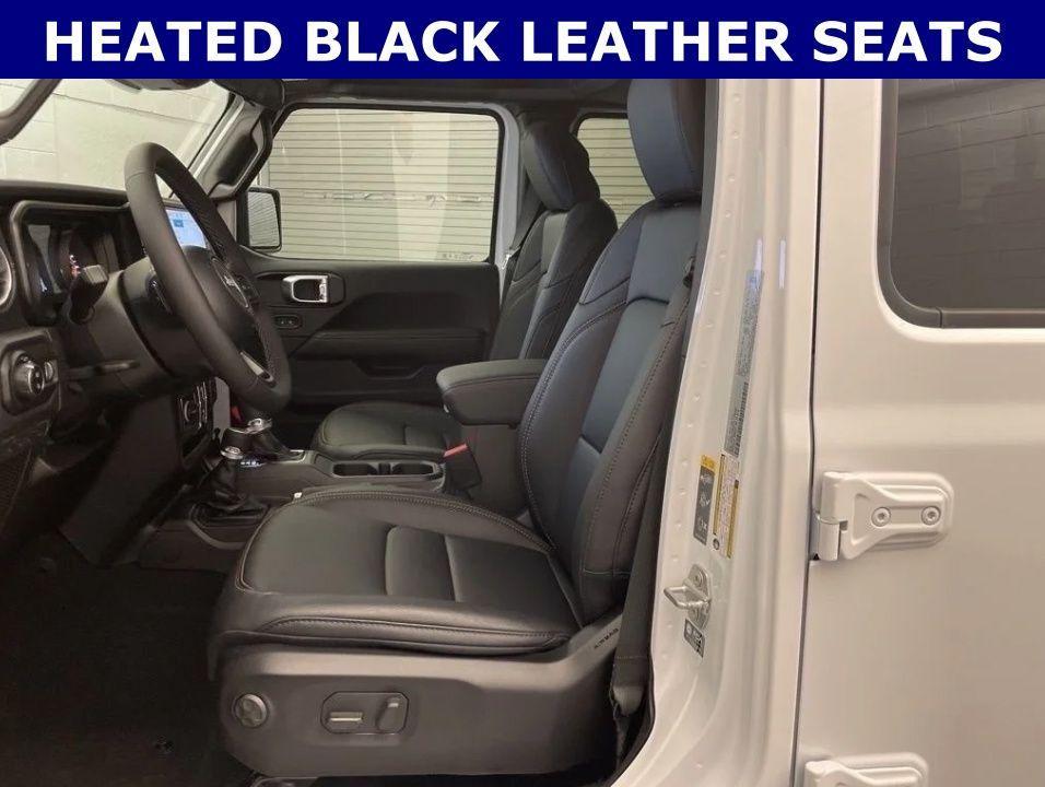 new 2026 Jeep Gladiator car, priced at $46,518